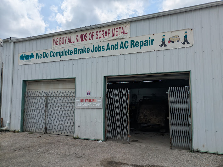 Universal Salvage Co - photo 2