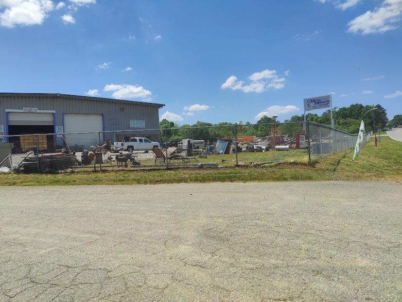 Metal Monkeys Recycling - photo 1