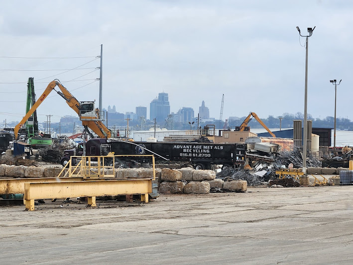 Advantage Metals Recycling - photo 2