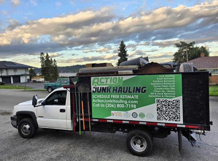 Action Junk Hauling Seattle North - photo 1
