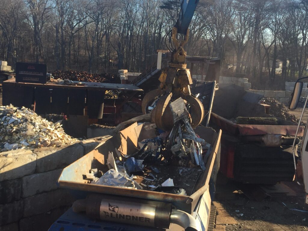 Mid City Scrap - photo 3