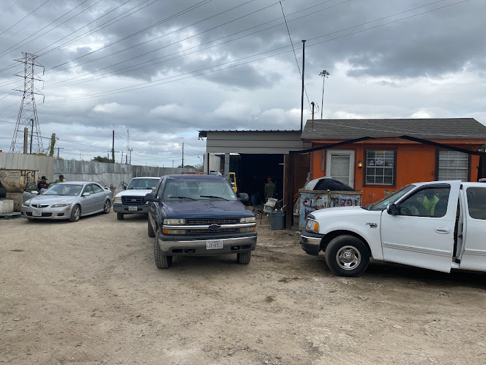 Castillo's Metal Recycling 1 - Wayside Dr. - photo 2
