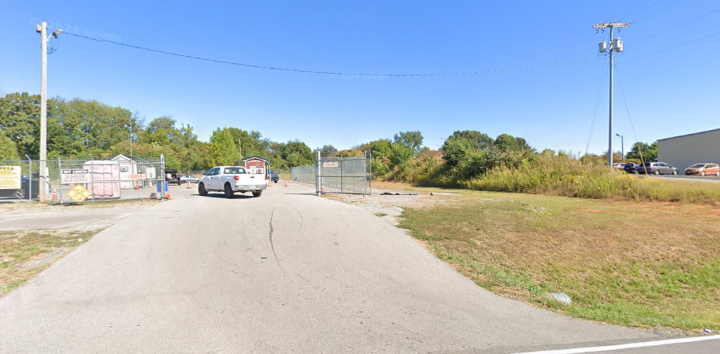 Bo Peep Convenience/Recycling Center - photo 1